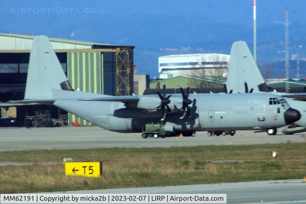 MM62191, Lockheed Martin C-130J-30 Super Hercules C/N 382-5531, Parked