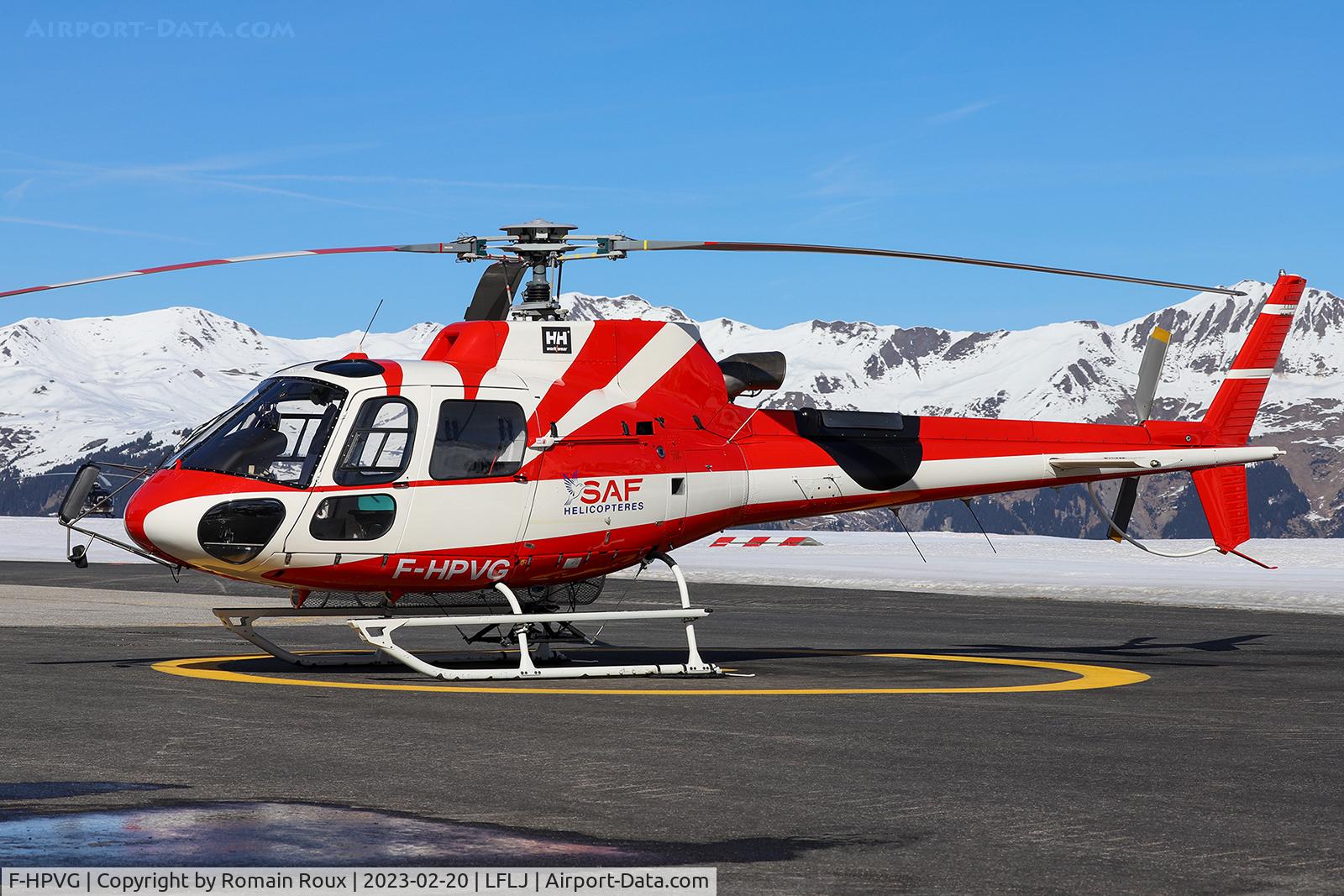 F-HPVG, Eurocopter AS-350B-3 Ecureuil Ecureuil C/N 4894, Parked