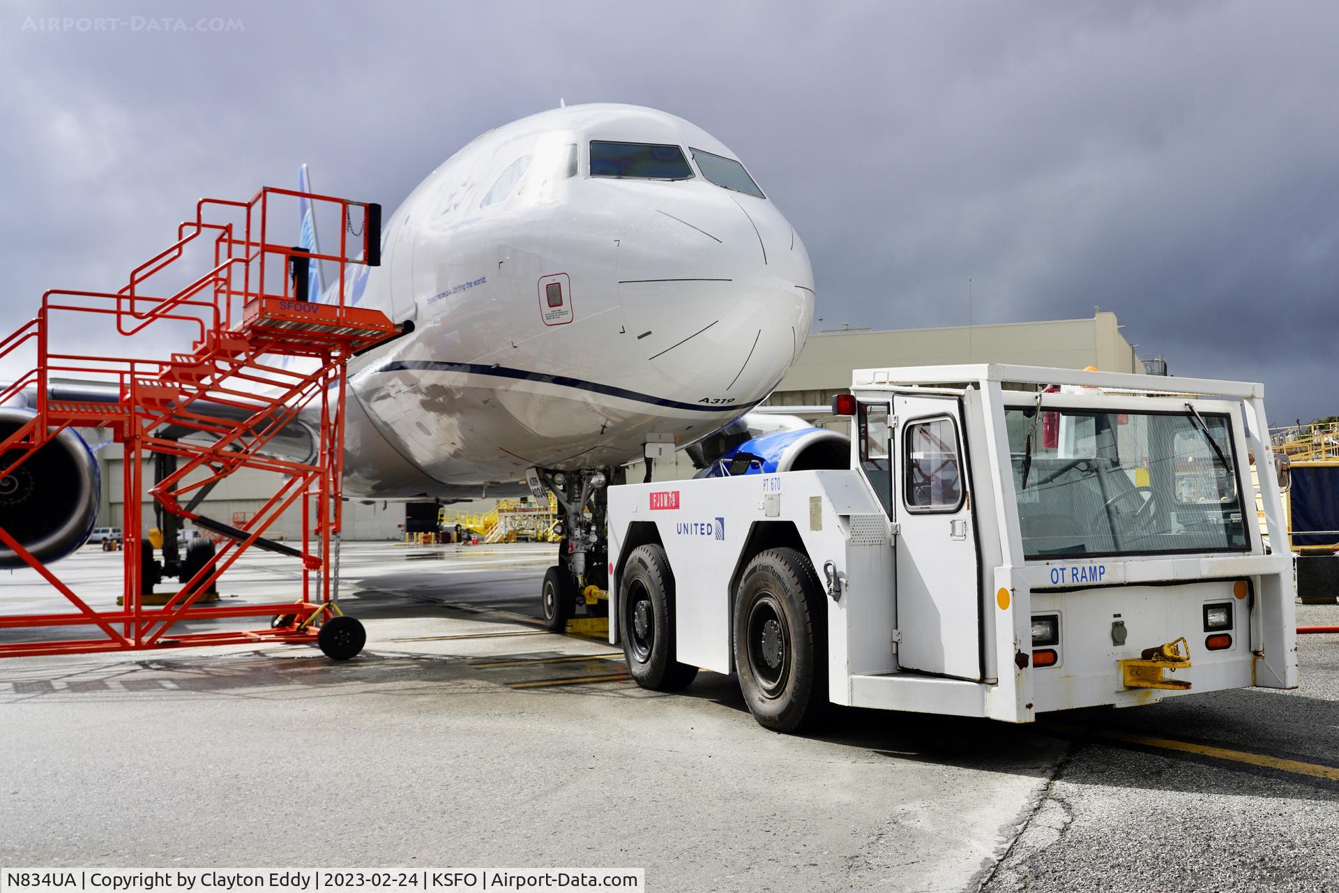 N834UA, 2001 Airbus A319-131 C/N 1420, SFO 2023.