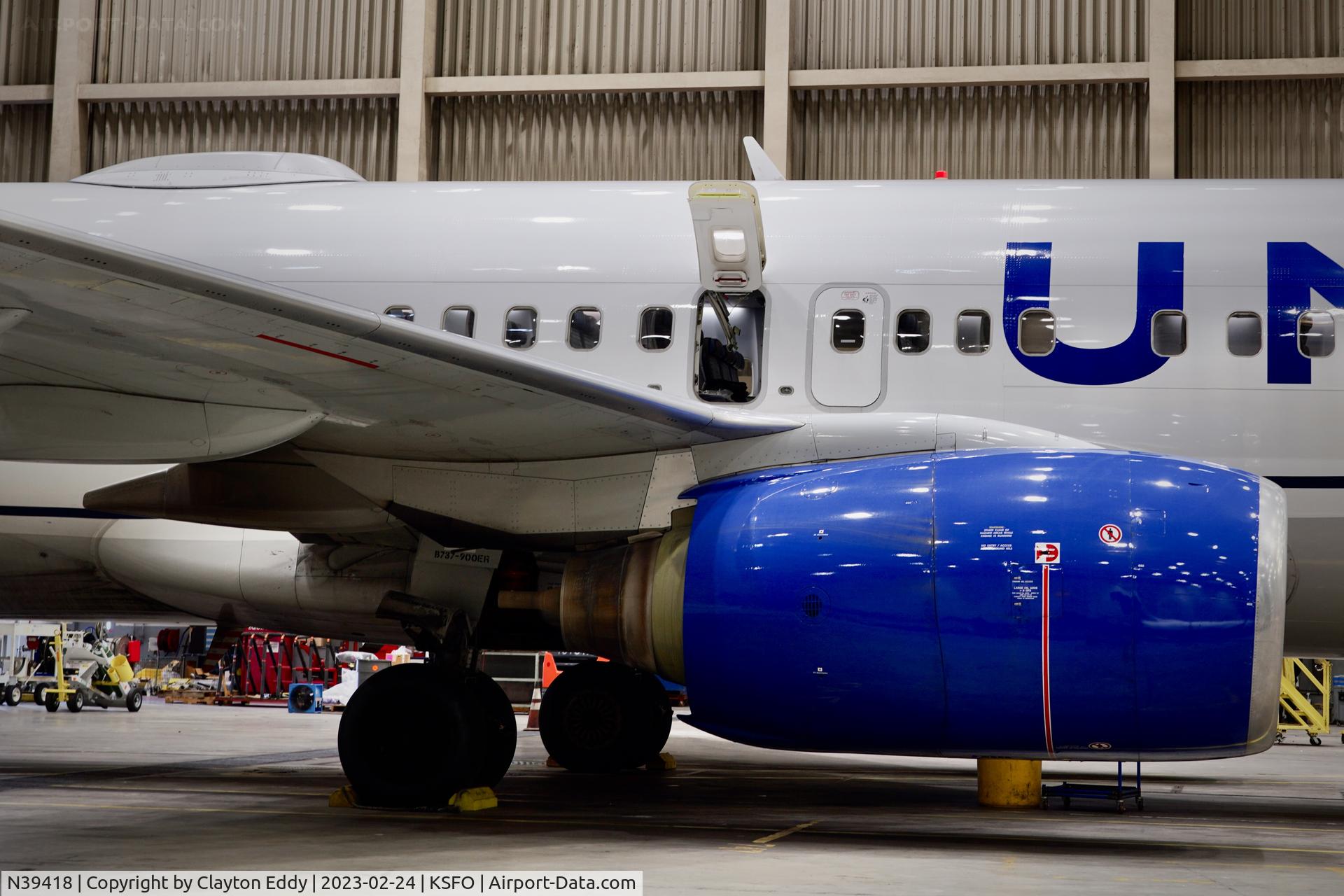 N39418, 2008 Boeing 737-924/ER C/N 33456, SFO 2023.