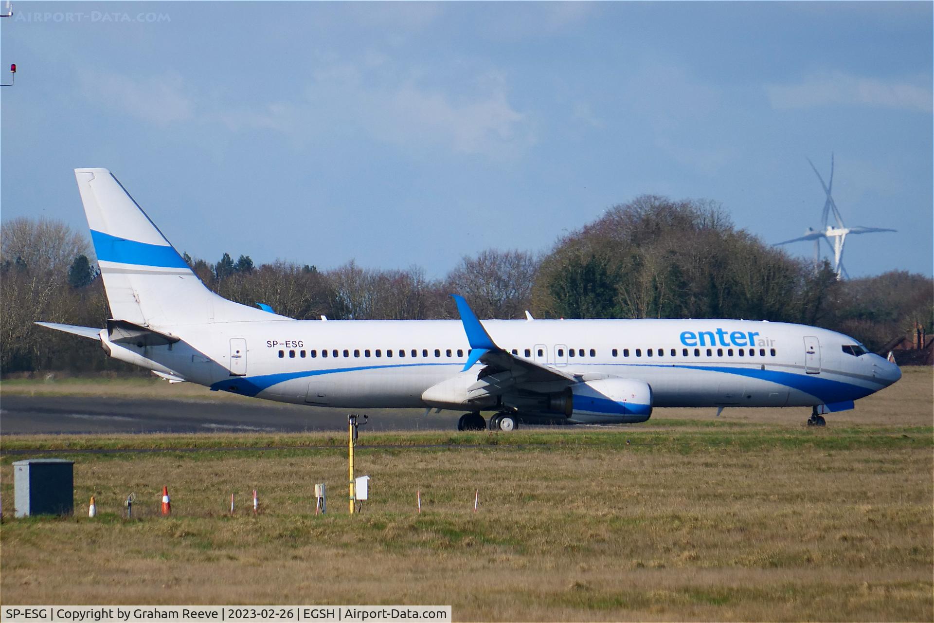 SP-ESG, 2003 Boeing 737-8Q8 C/N 30690, Departing from Norwich.