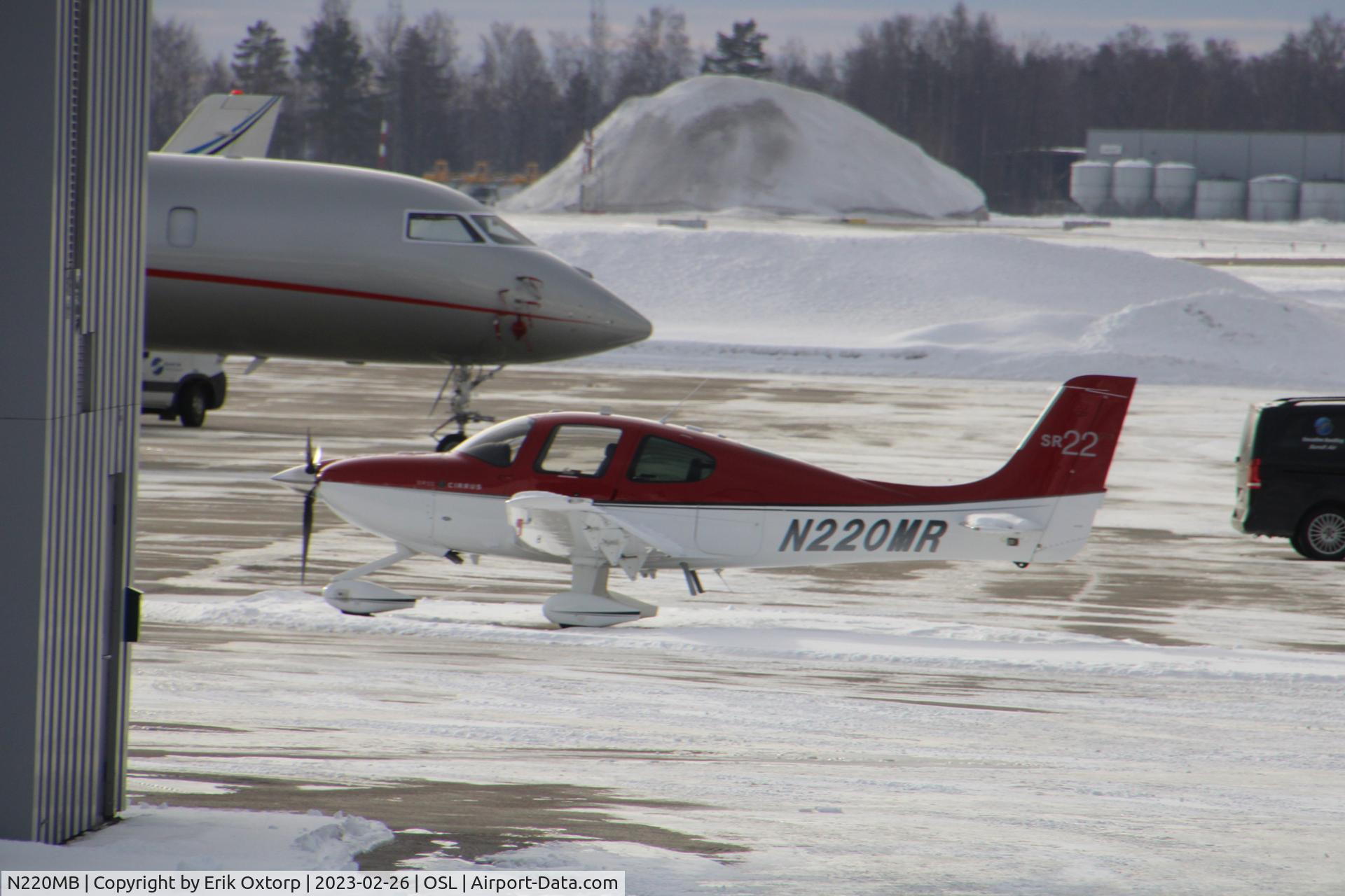 N220MB, Monnett Sonerai II-LT C/N 1556LT, N220MB in OSL