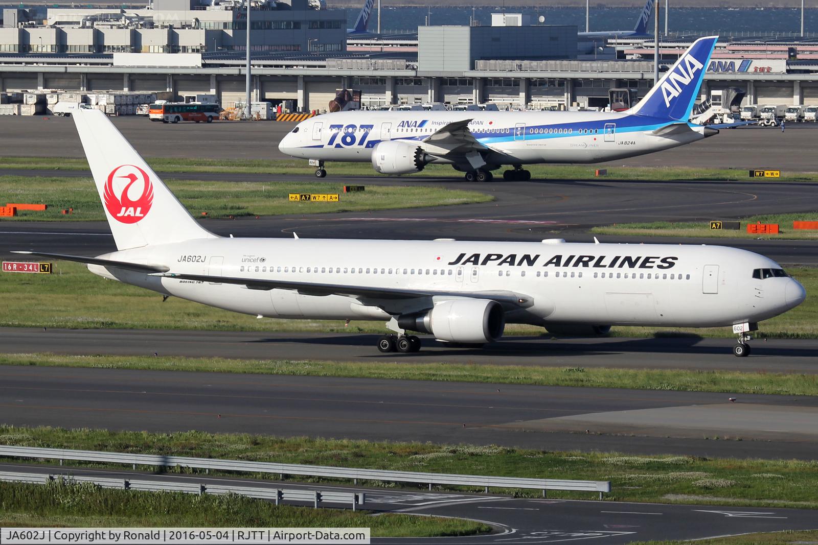 JA602J, 2002 Boeing 767-346/ER C/N 32887, at hnd