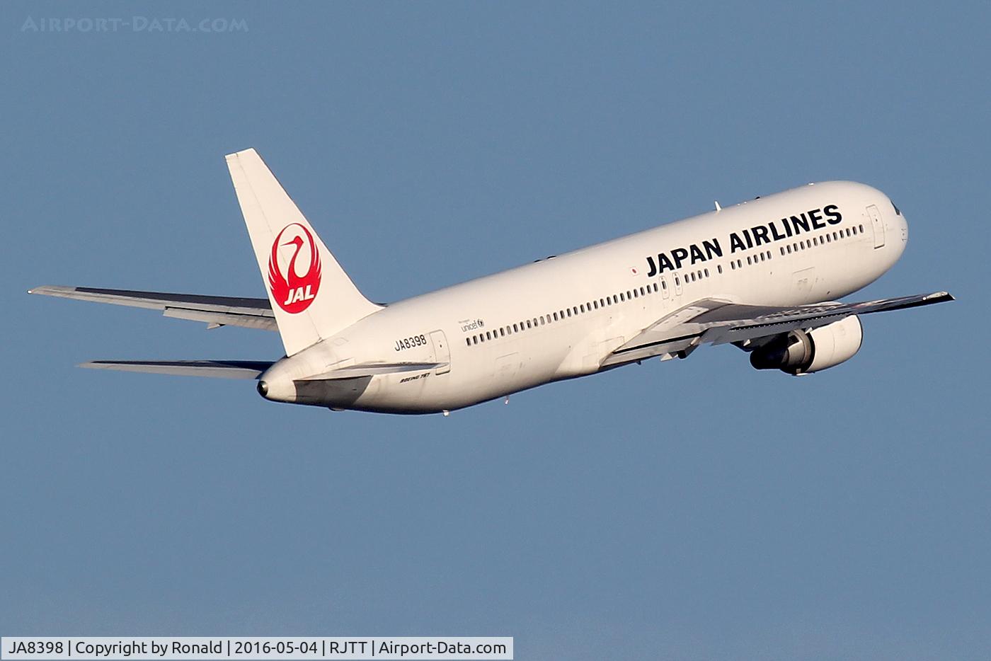 JA8398, 1994 Boeing 767-346 C/N 27312, at hnd