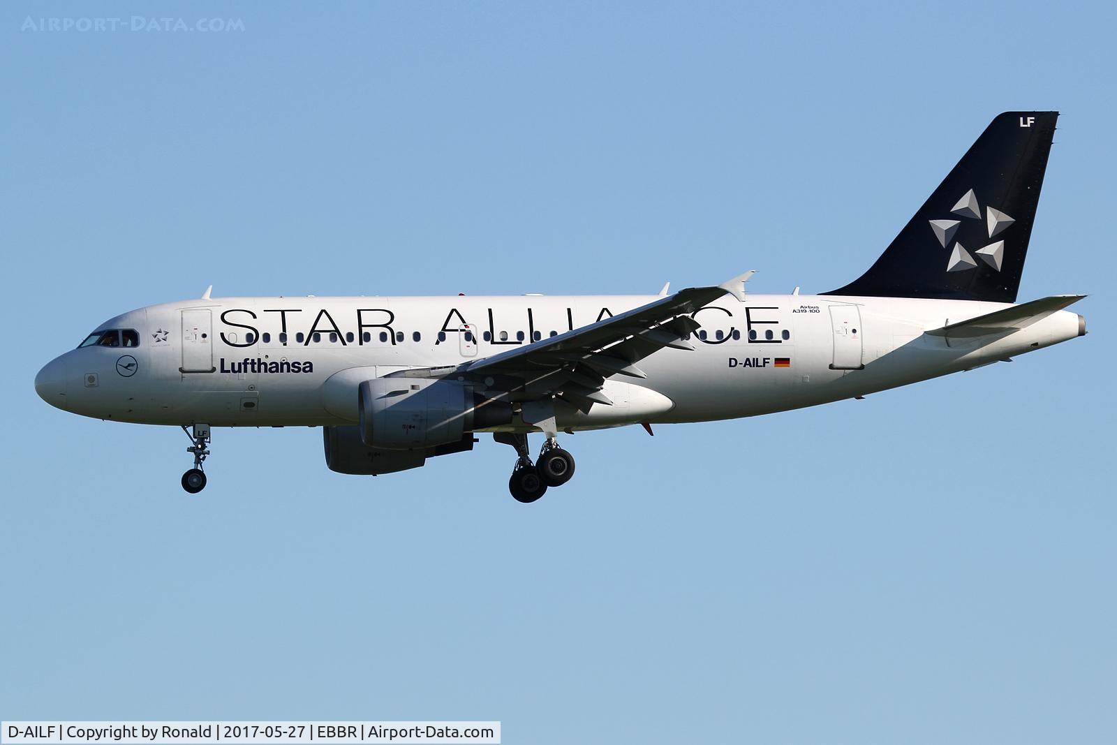 D-AILF, 1996 Airbus A319-114 C/N 636, at bru