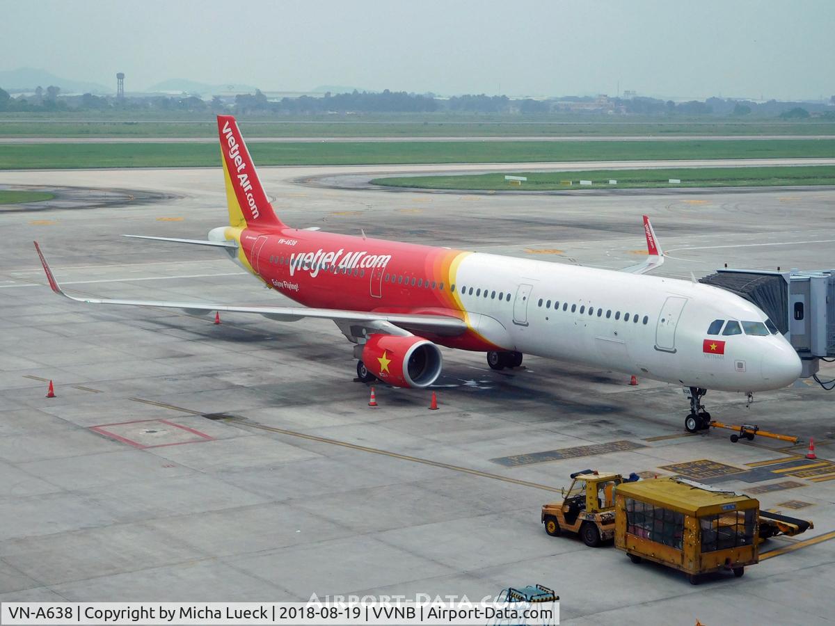 VN-A638, 2017 Airbus A321-211 C/N 8032, At Noi Bai