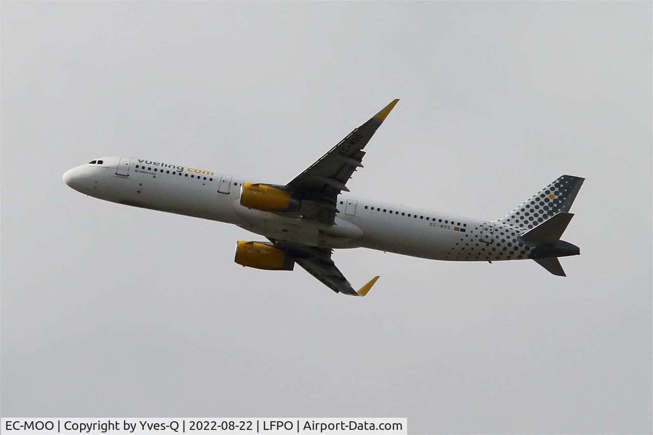 EC-MOO, 2016 Airbus A321-231 C/N 7471, Airbus A321-231, Climbing from rwy 24, Paris-Orly airport (LFPO-ORY)