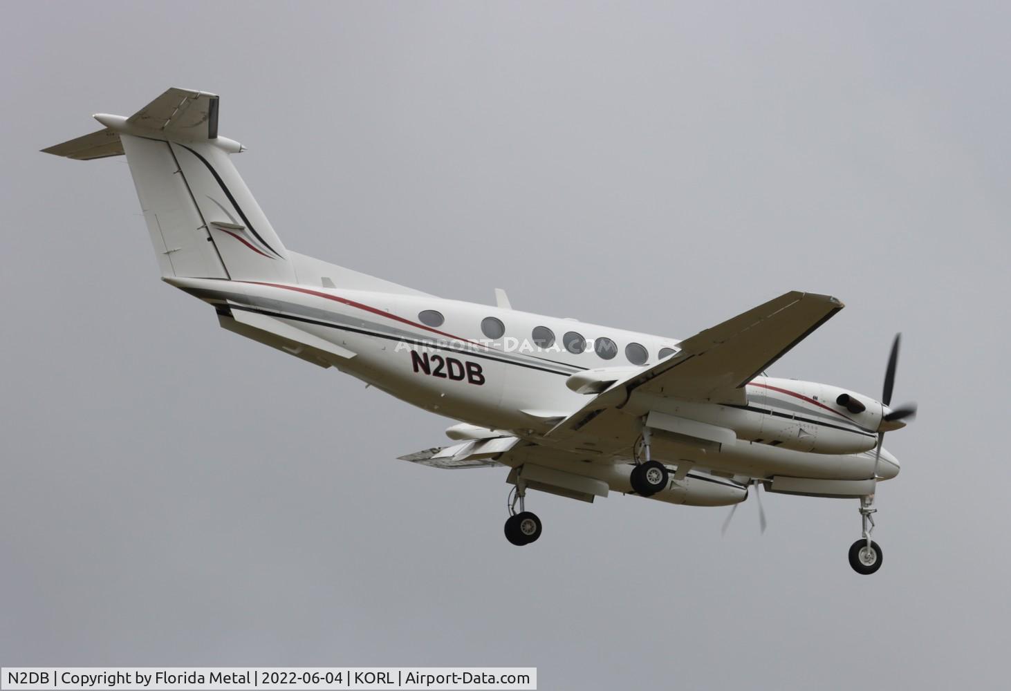 N2DB, 1985 Beech 300 Super King Air C/N FA-37, Beech 300 zx