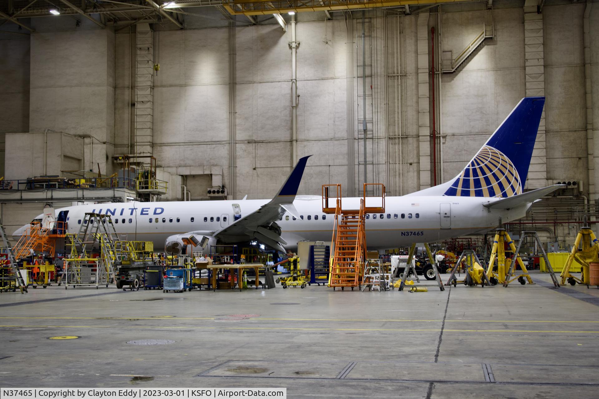 N37465, 2012 Boeing 737-924/ER C/N 36599, SFO 2023.