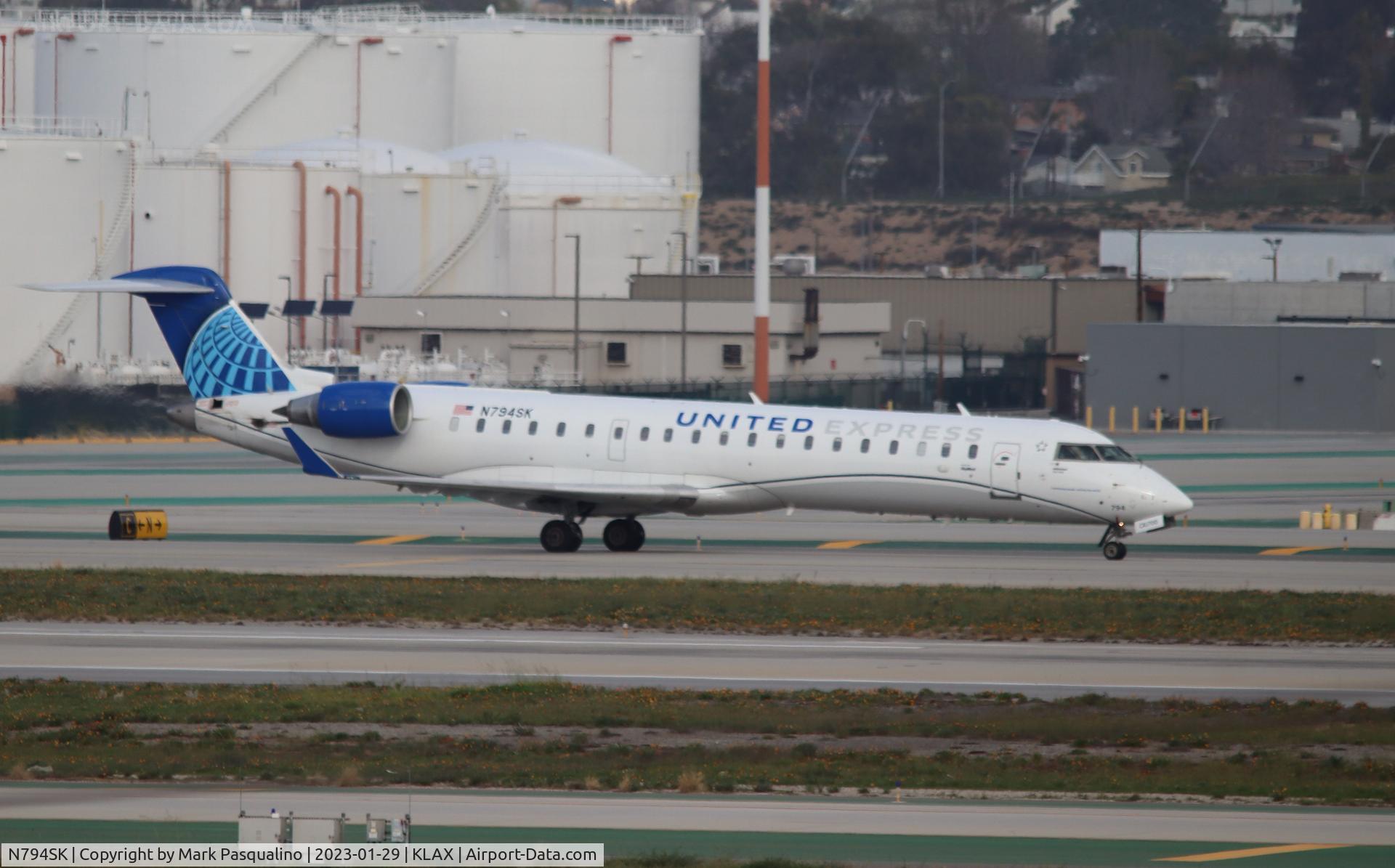 N794SK, 2010 Bombardier CRJ-702ER (CL-600-2C10) Regional Jet C/N 10298, CL-600-2C10