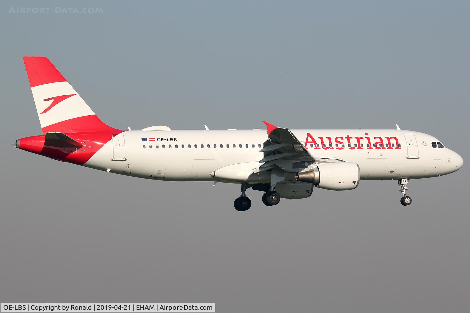 OE-LBS, 2000 Airbus A320-214 C/N 1189, at spl