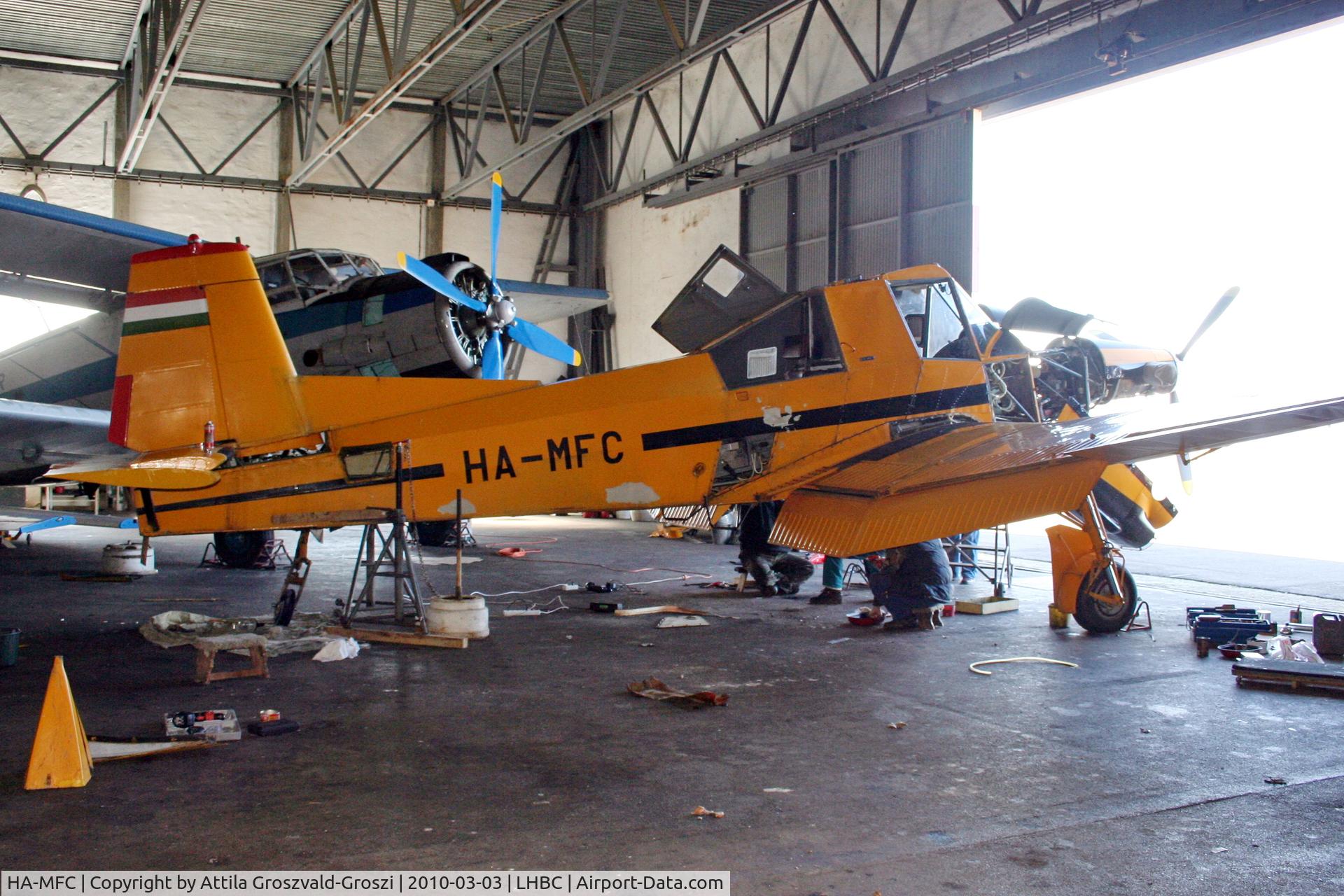 HA-MFC, 1989 Let Z-137T Agro-Turbo C/N 030, LHBC - Békéscsaba Airport, Hungary