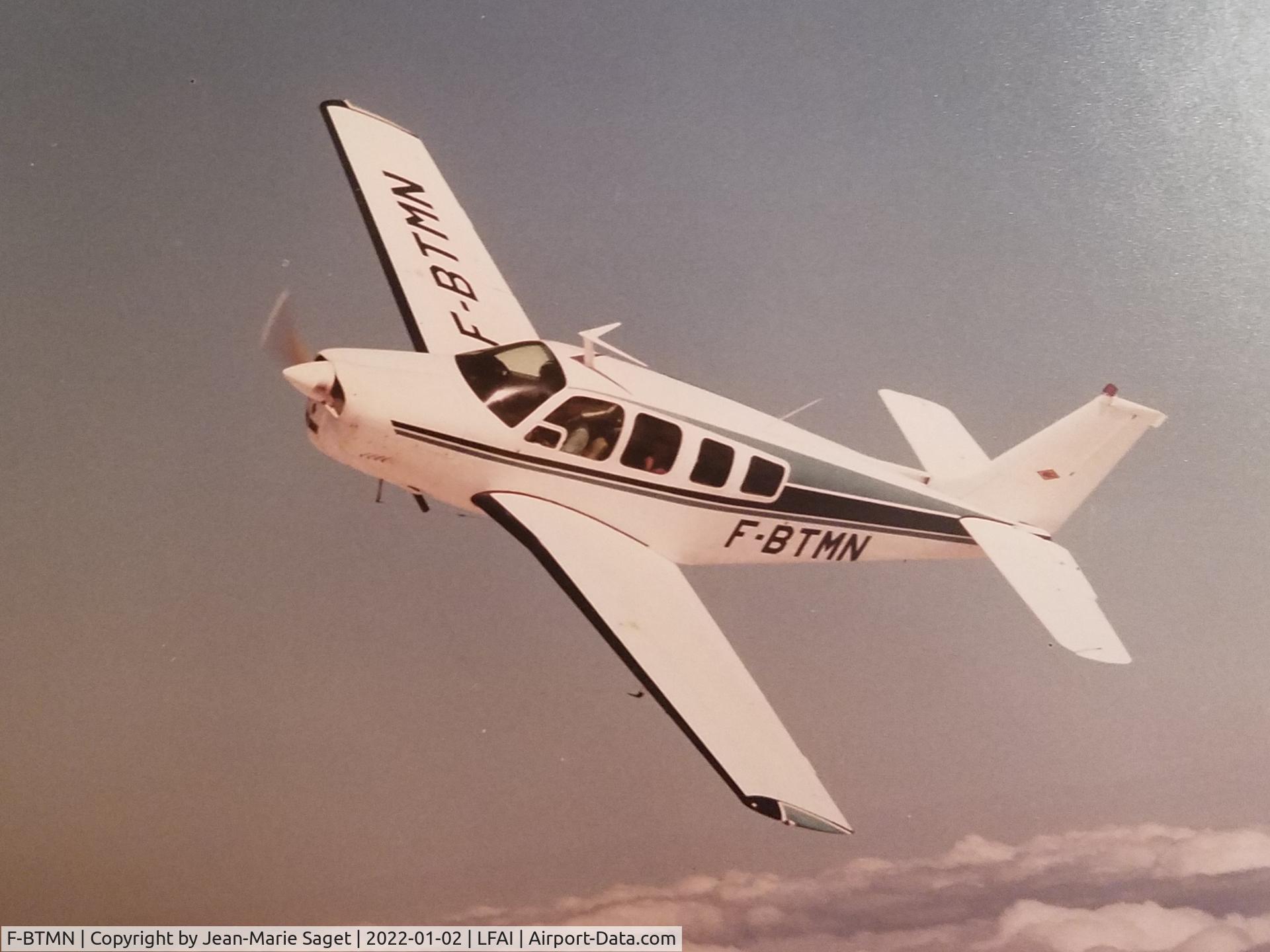 F-BTMN, 1968 Beech 36 Bonanza Bonanza C/N E-43, Pic taken in the nineties