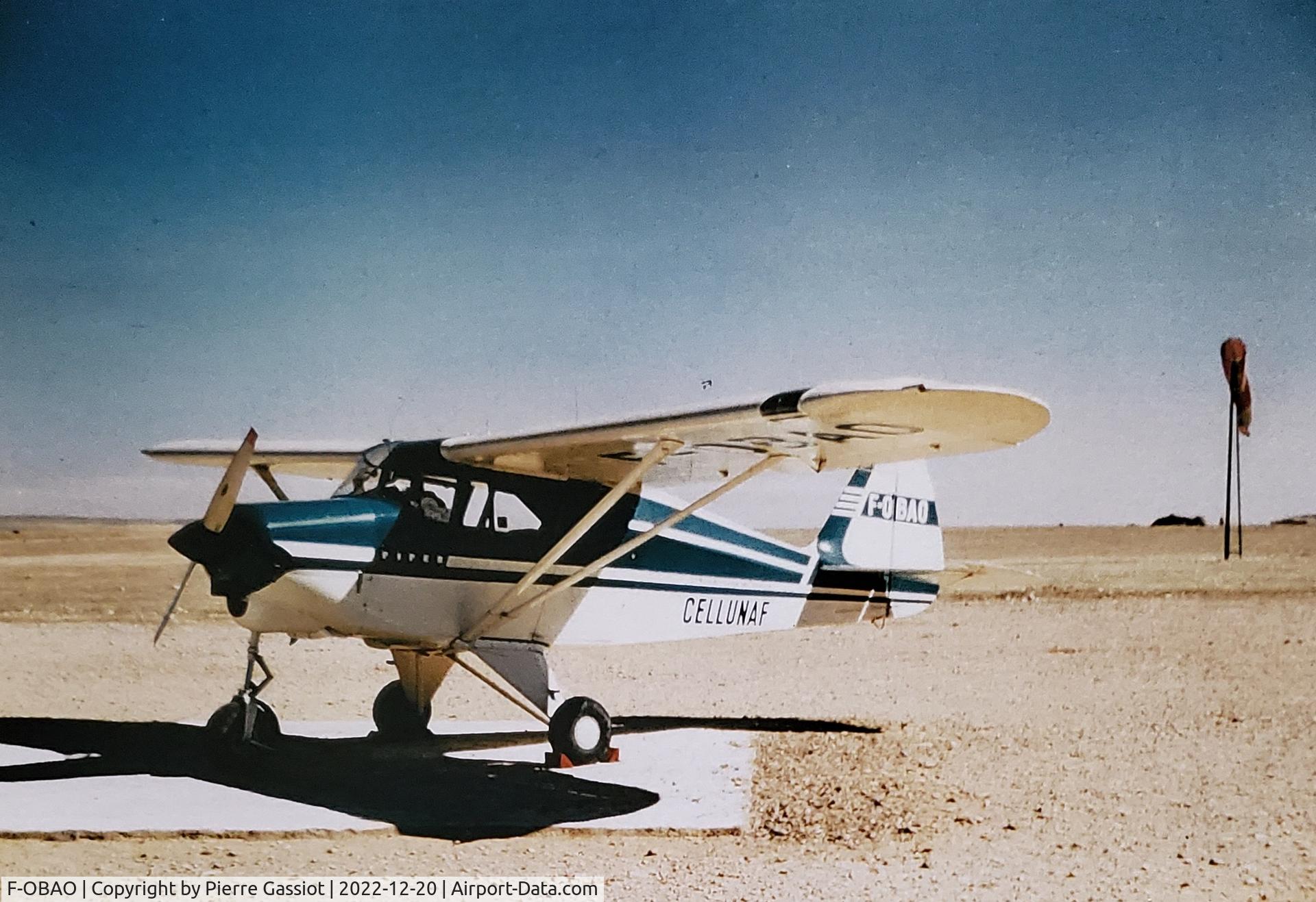 F-OBAO, Piper PA-22 Tri-Pacer C/N 22-, Owner CELLUNAF Algeria
Pic taken in Algeria