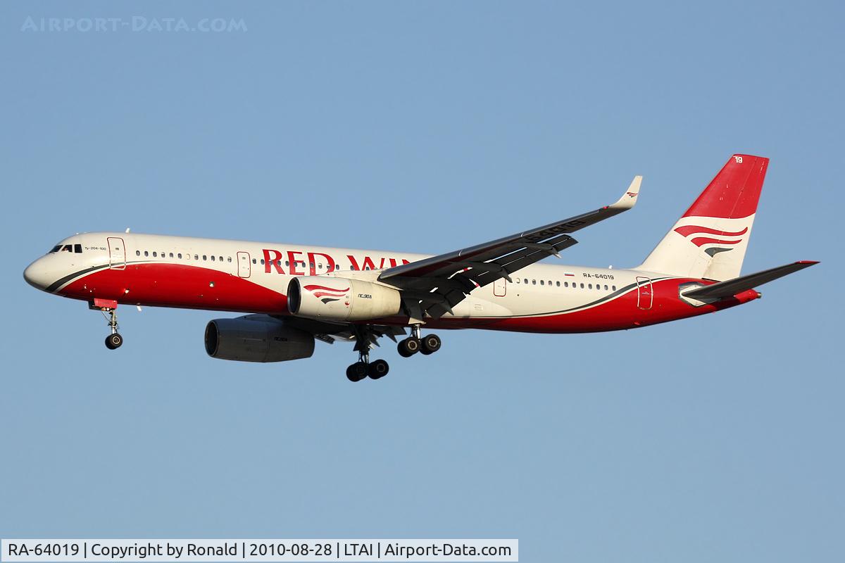 RA-64019, 2000 Tupolev Tu-204-100 C/N 1450741064019, at ayt