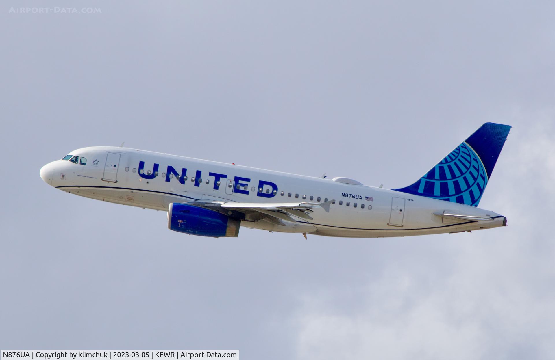 N876UA, 2004 Airbus A319-132 C/N 2203, Departed to Jacksonville