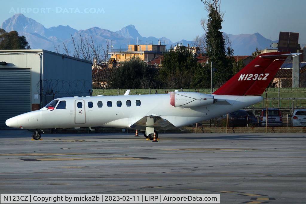 N123CZ, 2009 Cessna 525B CitationJet CJ3 C/N 525B0313, Parked