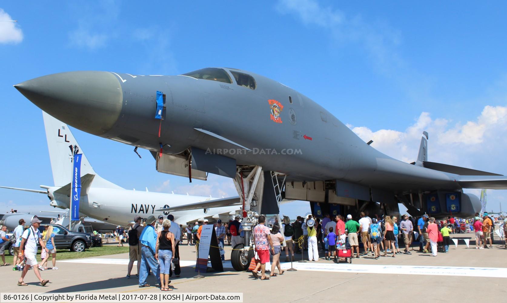 86-0126, 1986 Rockwell B-1B Lancer C/N 86, USAF B-1B zx