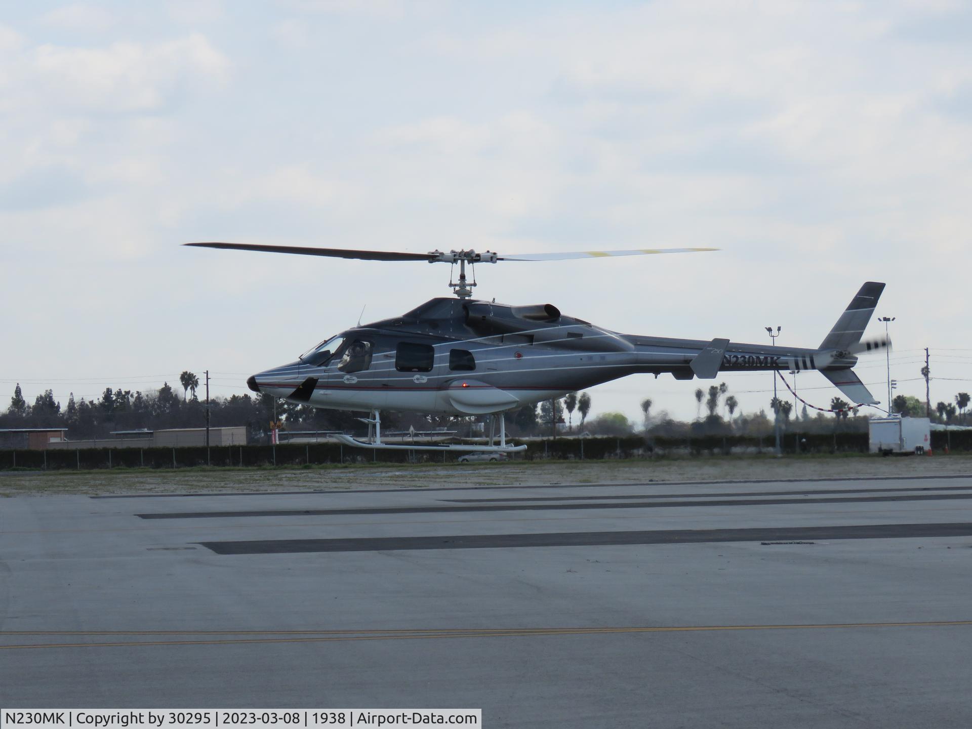 N230MK, 1995 Bell 230 C/N 23035, Waiting for clearance