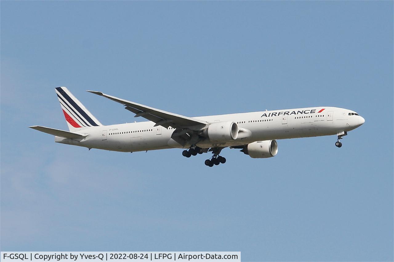 F-GSQL, 2006 Boeing 777-328/ER C/N 32853, Boeing 777-328ER, On final rwy 09L, Roissy Charles De Gaulle airport (LFPG-CDG)