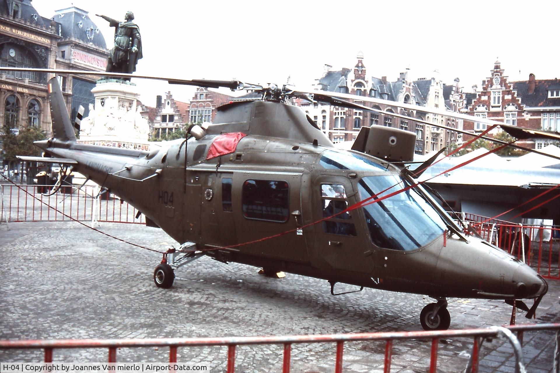 H-04, 1951 Sikorsky H-19A Chickasaw C/N 51-3886, Ghent Vrijdagsmarkt Event'90s