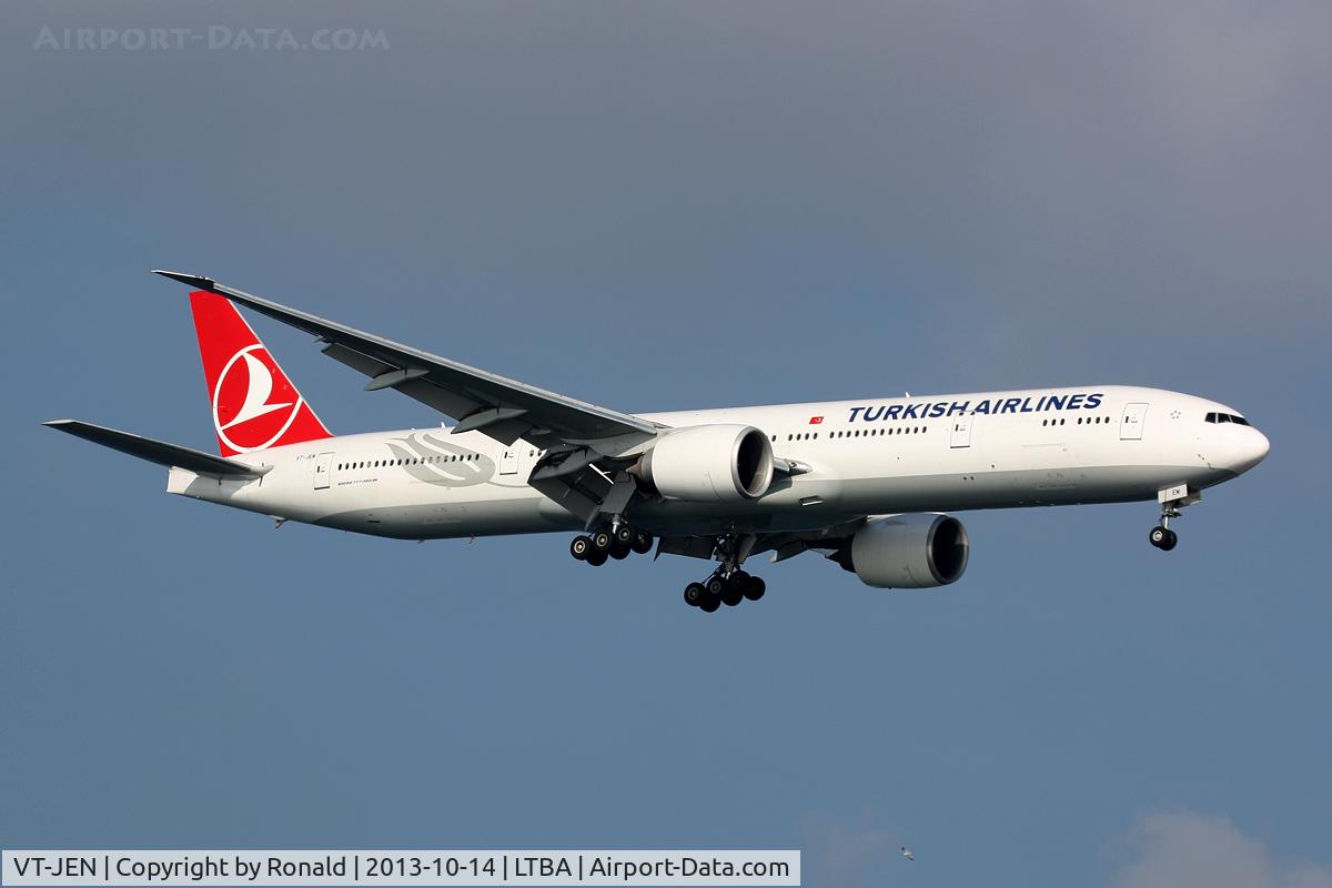 VT-JEN, 2007 Boeing 777-35R/ER C/N 35157, at ist