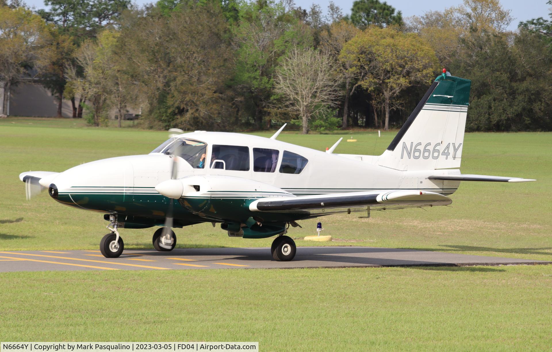 N6664Y, 1968 Piper PA-23-250 C/N 27-3980, Piper PA-23-250