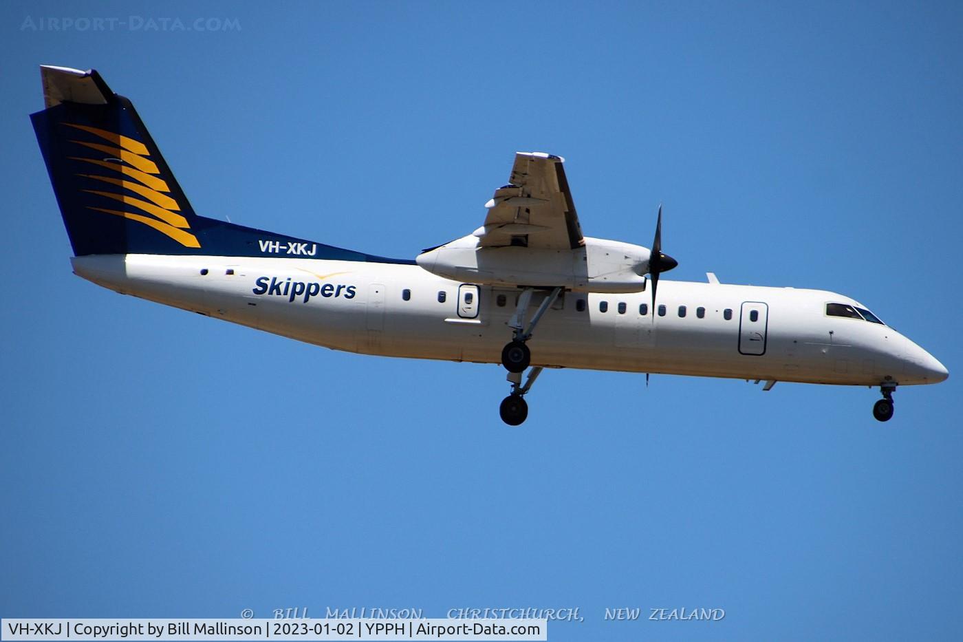 VH-XKJ, 2002 De Havilland Canada DHC-8-315Q Dash 8 C/N 588, PY1936 from YMOG