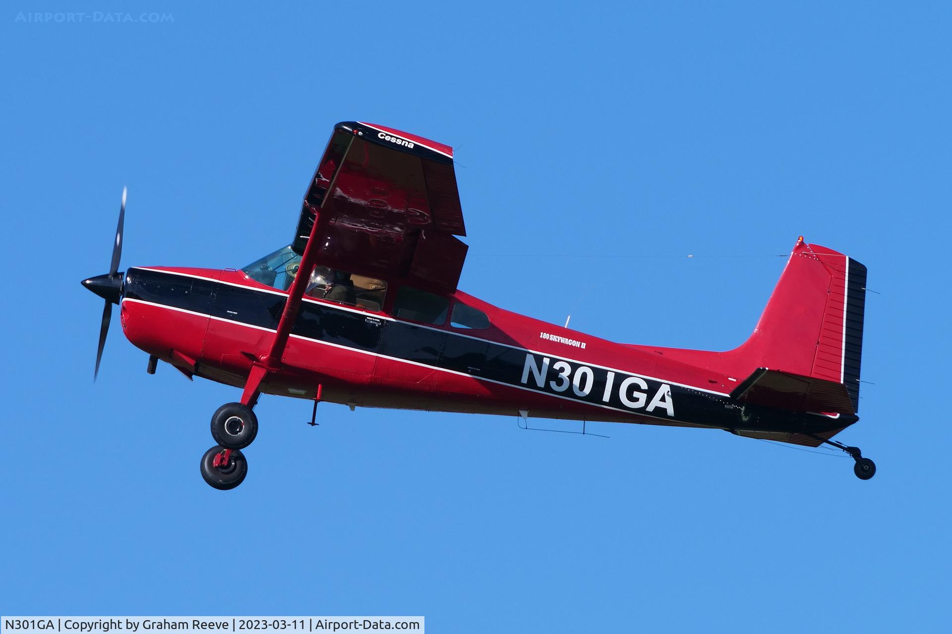 N301GA, 1979 Cessna 180K Skywagon C/N 18052490, Departing from Northrepps.