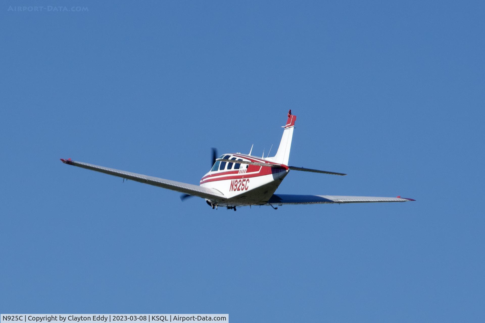 N925C, 1977 Beech A36 Bonanza 36 C/N E-1057, San Carlos Airport in California 2023.
