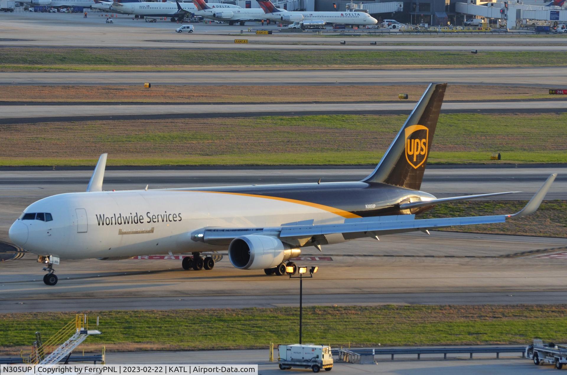 N305UP, 1995 Boeing 767-34AF/ER C/N 27243, Arrival of UPS B763F