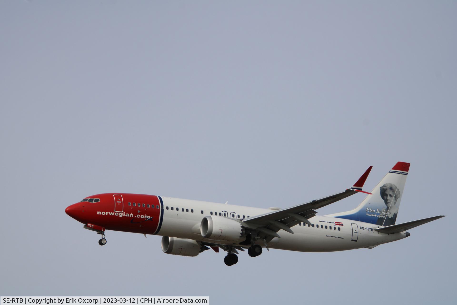 SE-RTB, 2018 Boeing 737-8 MAX C/N 63972, SE-RTB la ding rw 22L