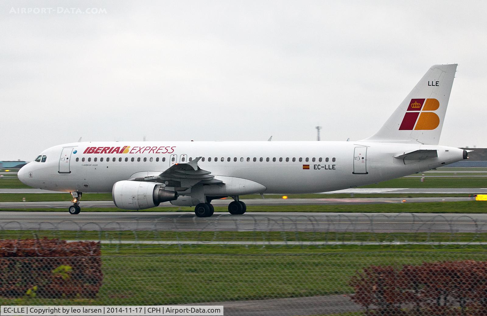 EC-LLE, 1999 Airbus A320-214 C/N 1119, Copenhagen 17.11.2014