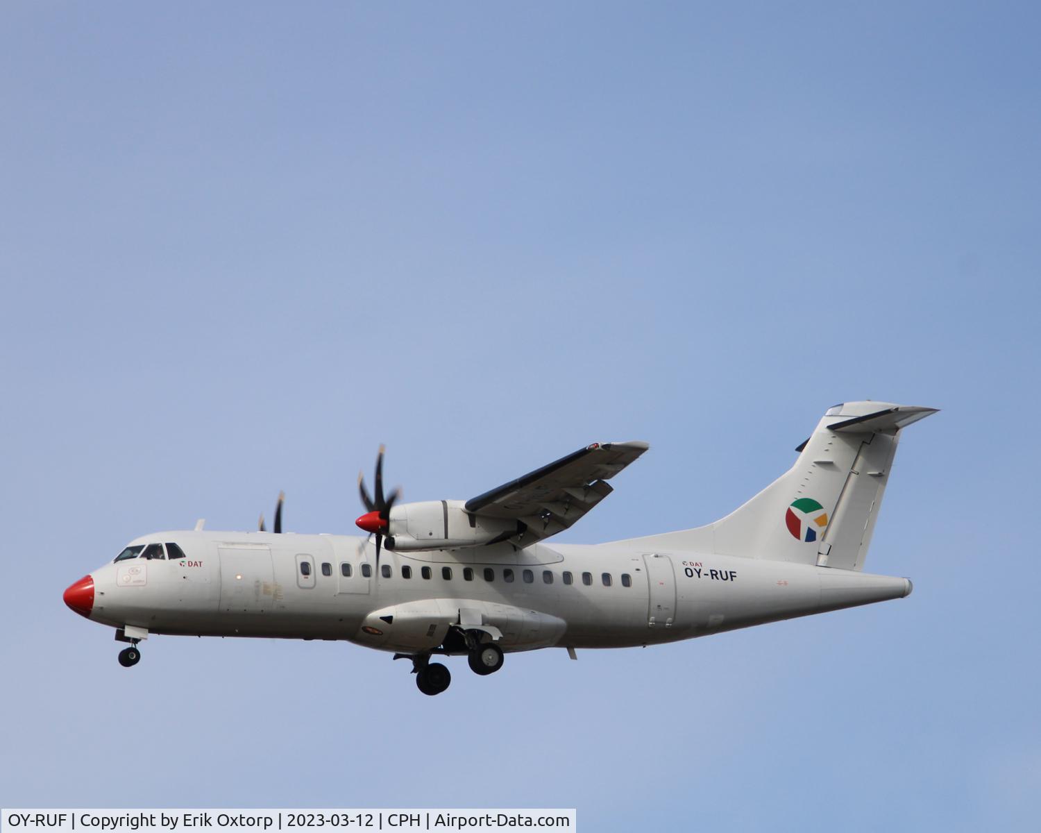 OY-RUF, 1997 ATR 42-500 C/N 515, OY-RUF landing rw 22L