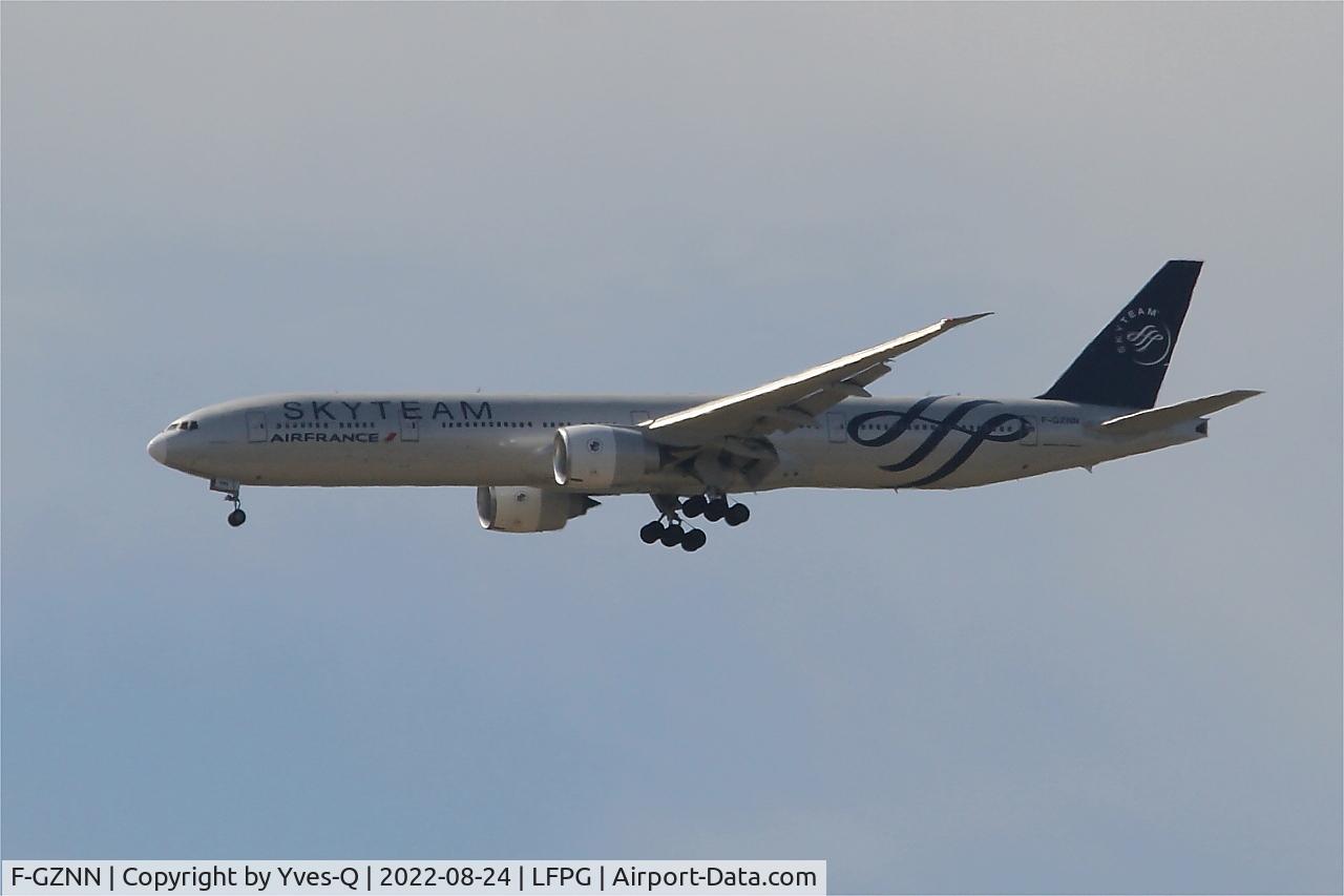 F-GZNN, 2012 Boeing 777-328/ER C/N 40376, Boeing 777-328ER, On final rwy 08R, Roissy Charles De Gaulle airport (LFPG-CDG)