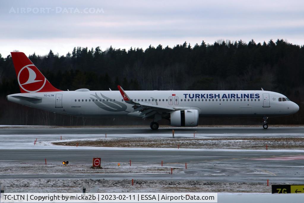 TC-LTN, 2022 Airbus A321-271NX C/N 11048, Taxiing