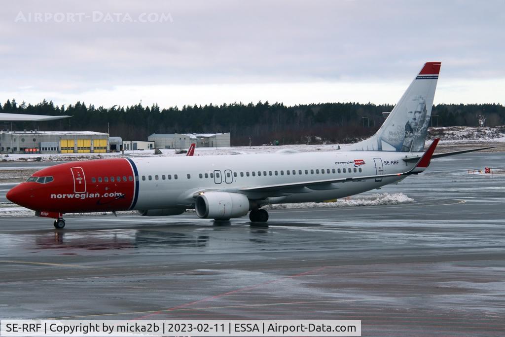 SE-RRF, 2010 Boeing 737-8JP C/N 39004, Taxiing
