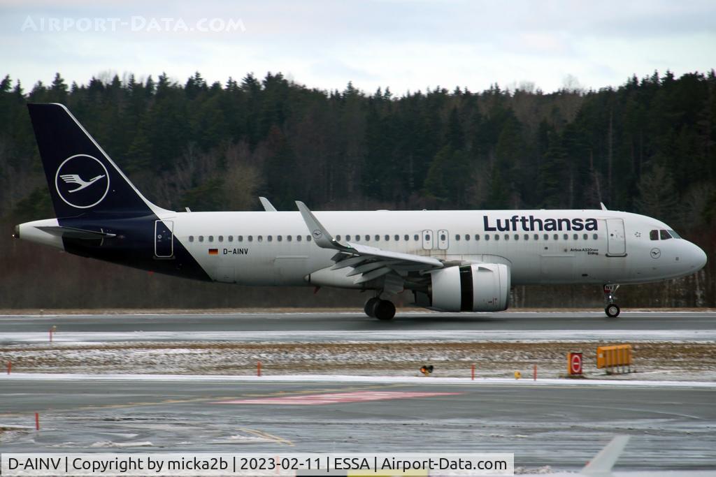D-AINV, 2020 Airbus A320-271N C/N 9071, Taxiing