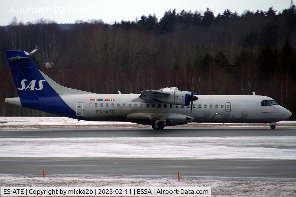 ES-ATE, 2013 ATR 72-600 (72-212A) C/N 1120, Taxiing