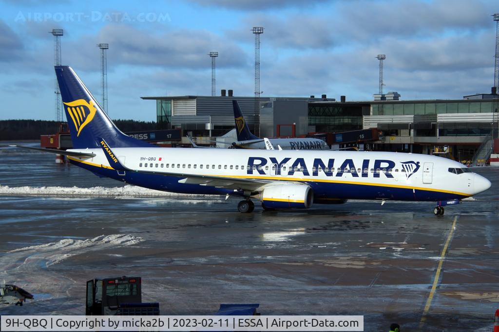 9H-QBQ, 2016 Boeing 737-8AS C/N 44713, Taxiing
