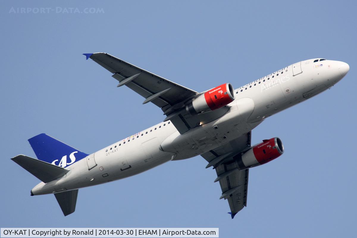 OY-KAT, 2007 Airbus A320-232 C/N 3192, at spl
