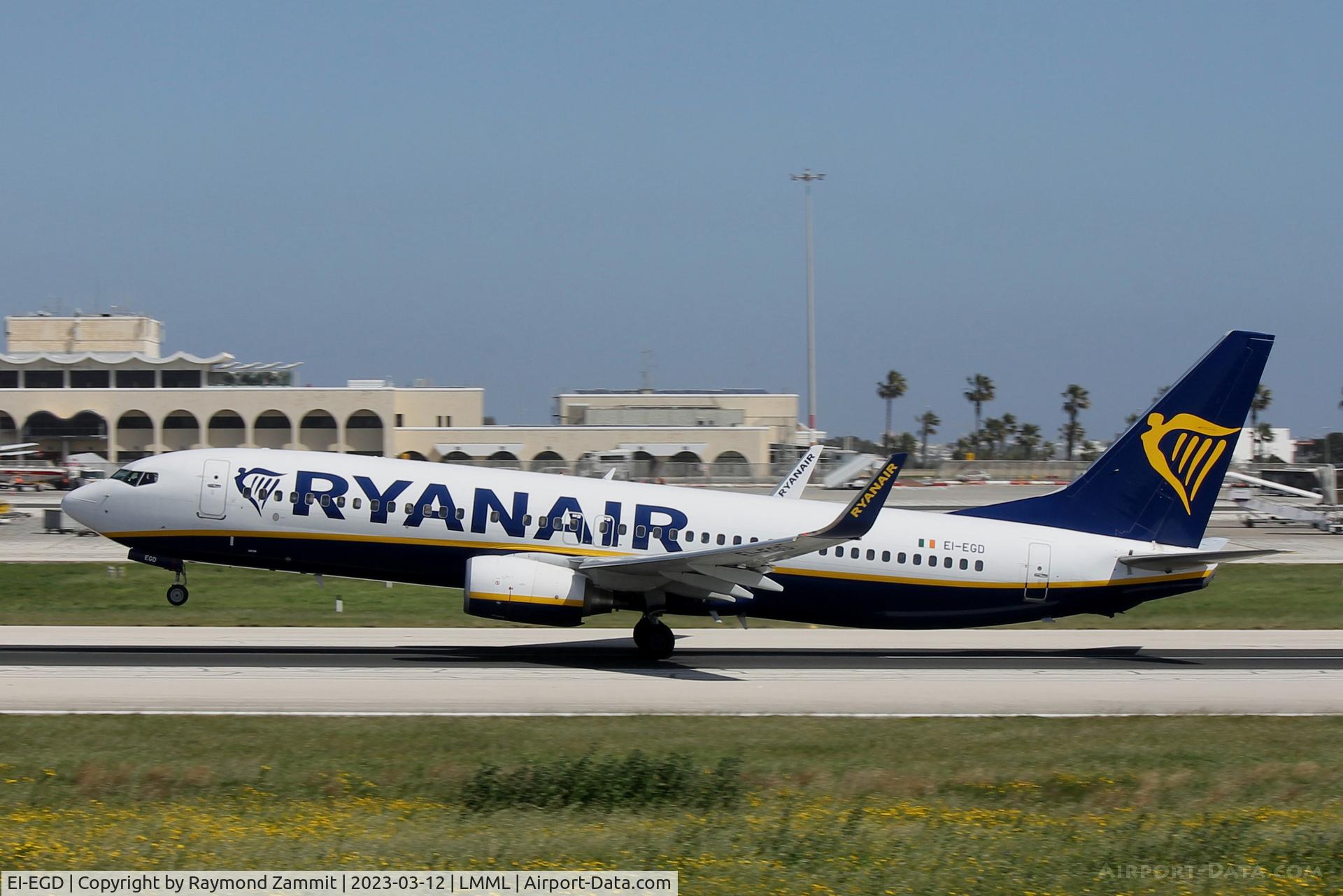 EI-EGD, 2010 Boeing 737-8AS C/N 34981, B737-800 EI-EGD Ryanair