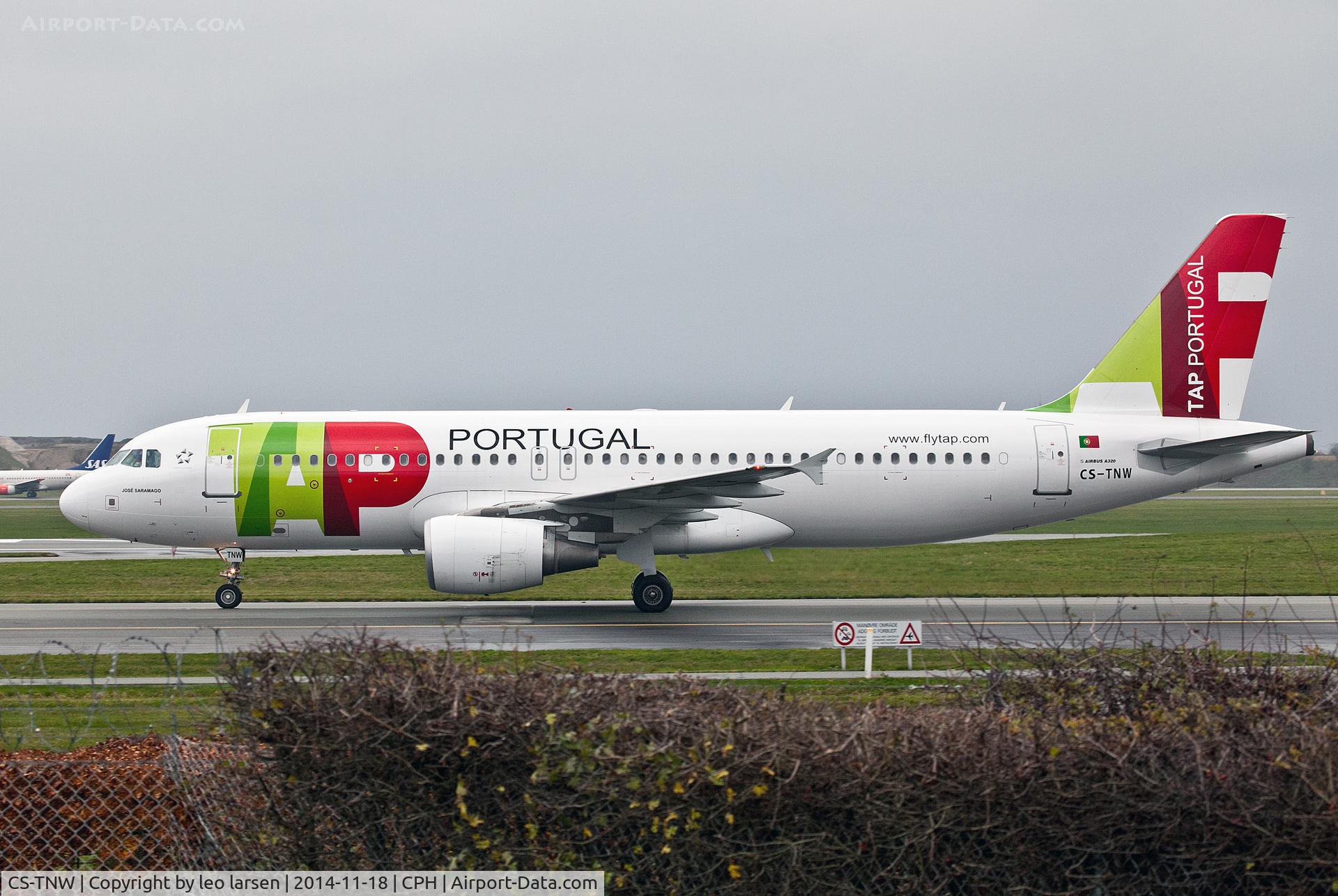 CS-TNW, 2006 Airbus A320-214 C/N 2792, Copenhagen 18.11.2014