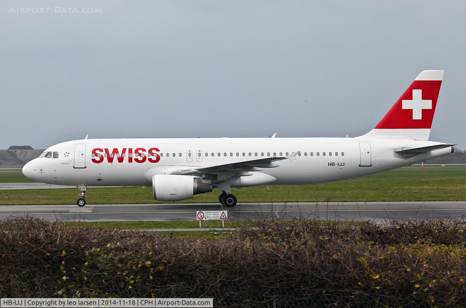 HB-IJJ, 1996 Airbus A320-214 C/N 585, Copenhagen 18.11.2014
