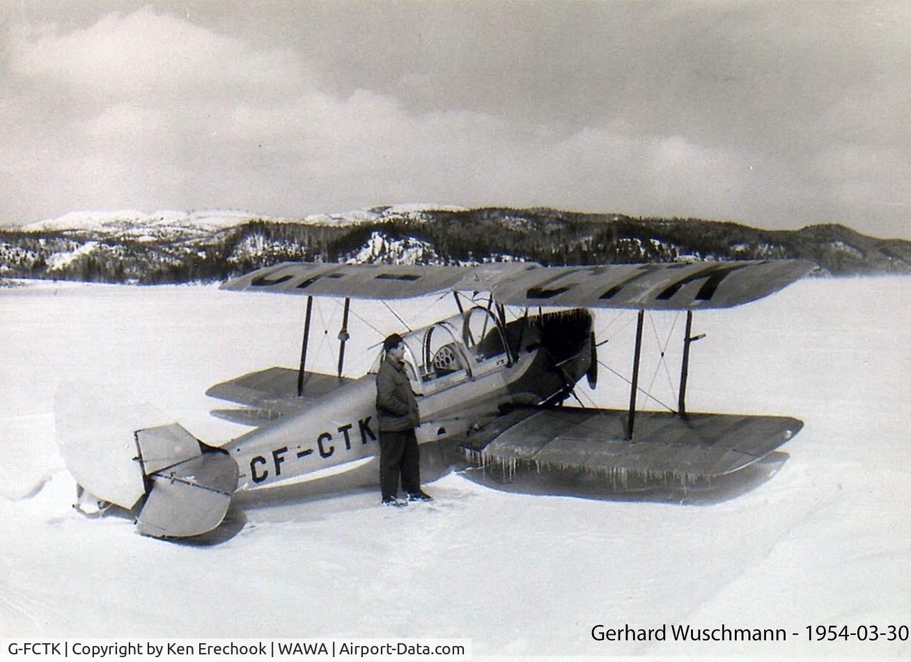 G-FCTK, 1941 De Havilland Canada DH-82C Tiger Moth C/N DHC883, This is the same aircraft on Wawa Lake in Ontario Canada