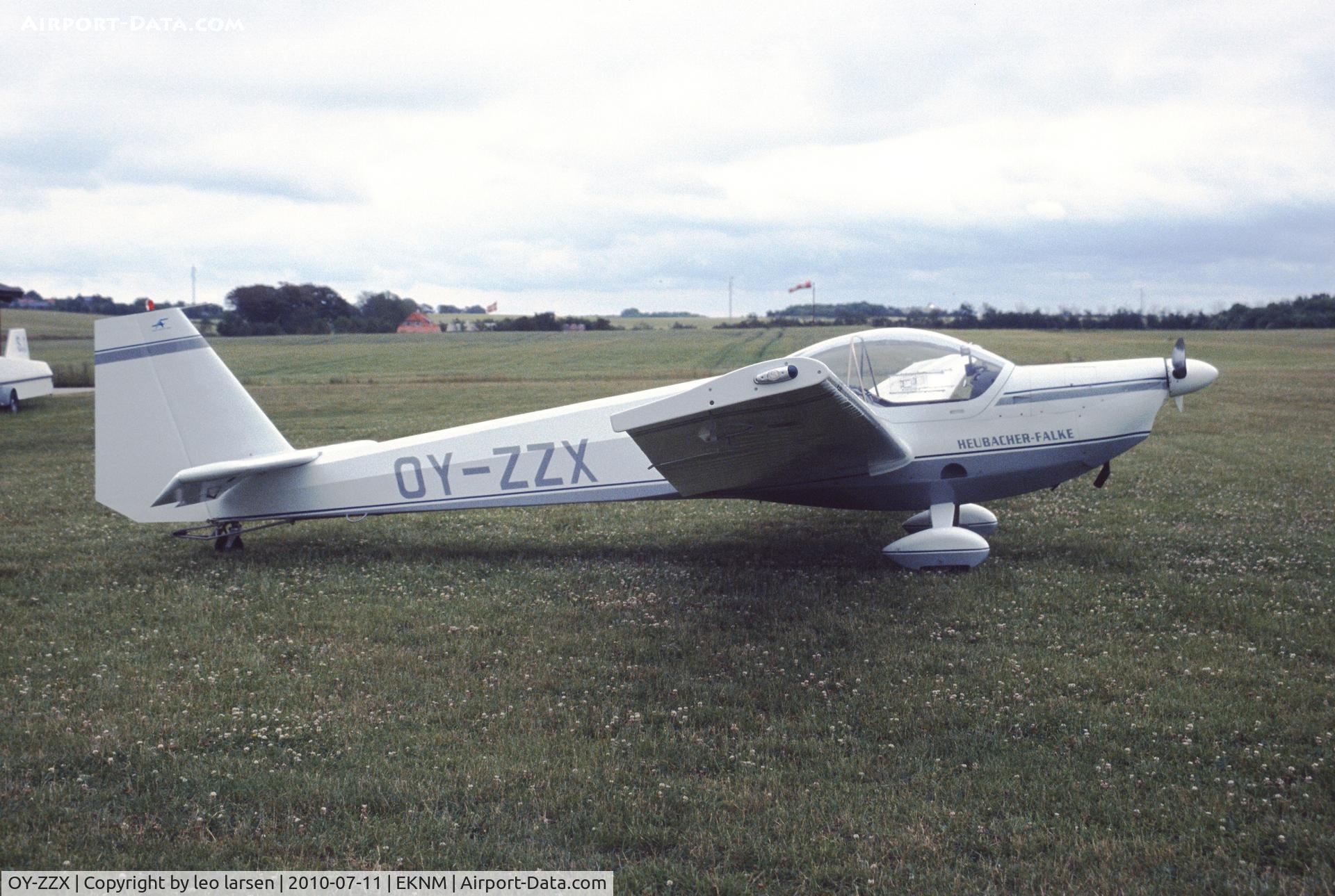 OY-ZZX, 2009 Scheibe SF-25C Rotax-Falke C/N 44724, Nikøbing Mors 11.7.2010