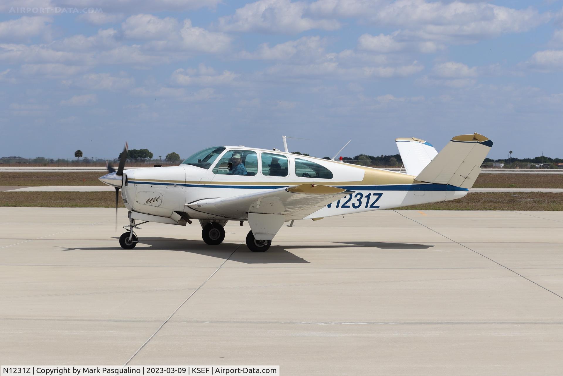 N1231Z, 1961 Beech N35 Bonanza C/N D-6693, Beech N35