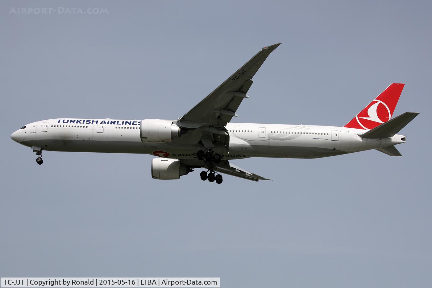 TC-JJT, 2014 Boeing 777-3F2/ER C/N 44118, at ist