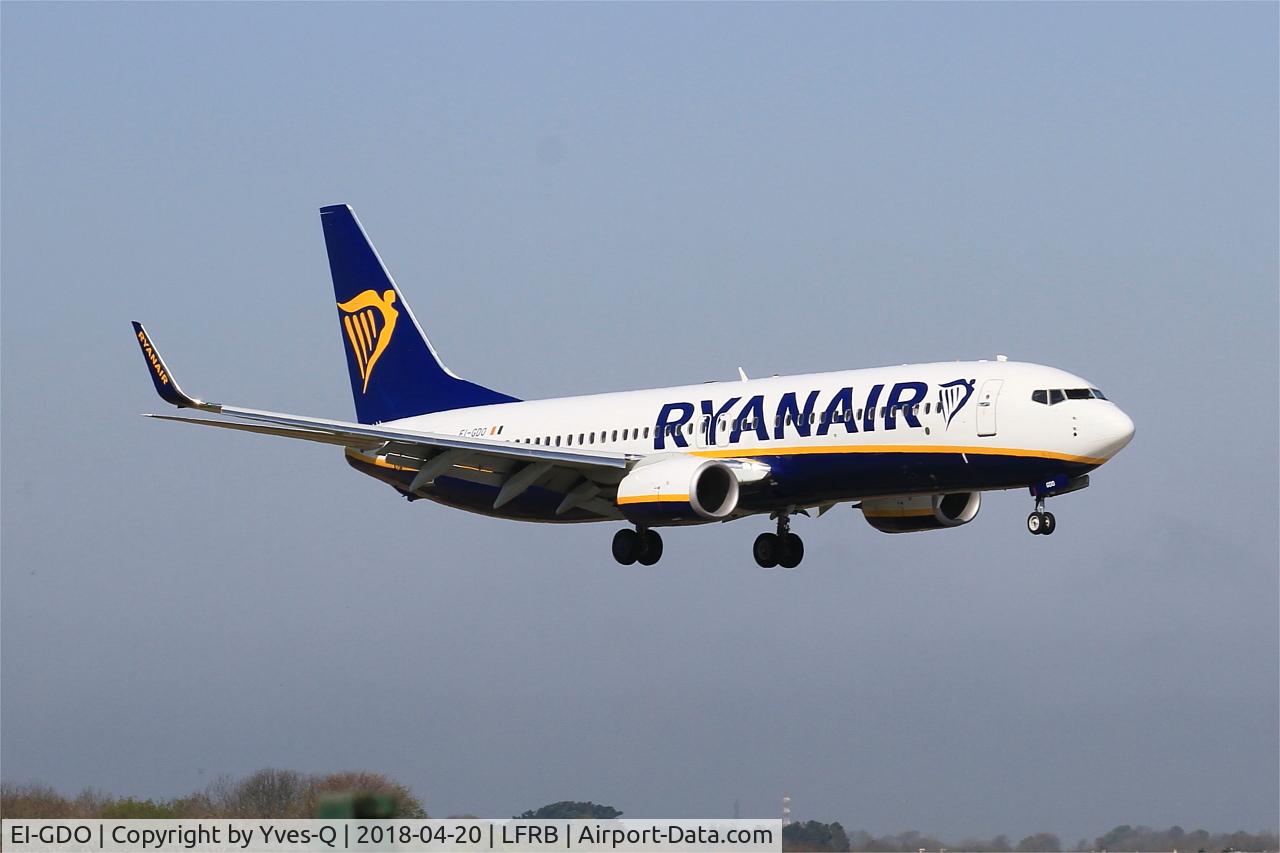 EI-GDO, 2017 Boeing 737-800 C/N 44808, Boeing 737-800, On final rwy 07R, Brest-Bretagne airport (LFRB-BES)