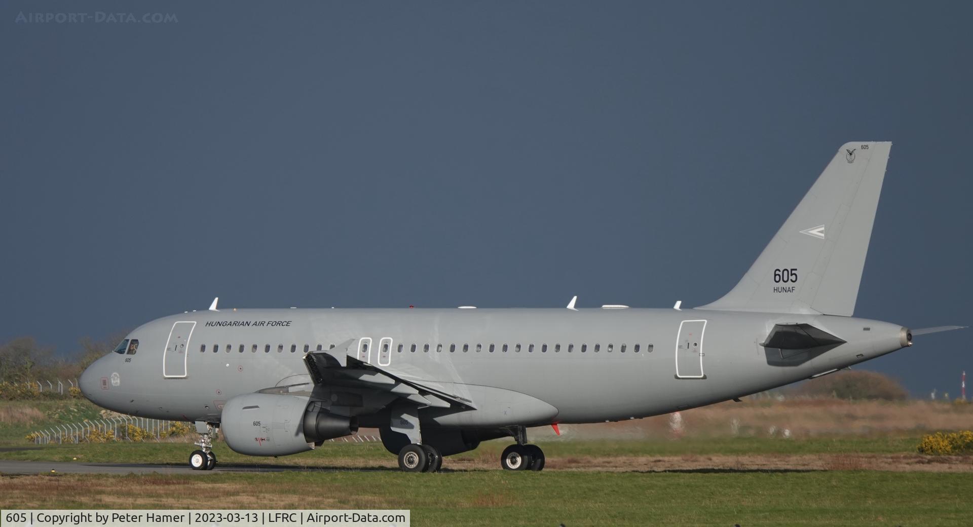 605, 2009 Airbus A319-112 C/N 3865, Cherbourg